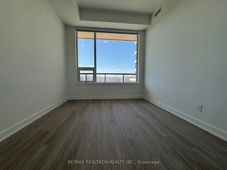 8188 Yonge St #631 — Photo 28