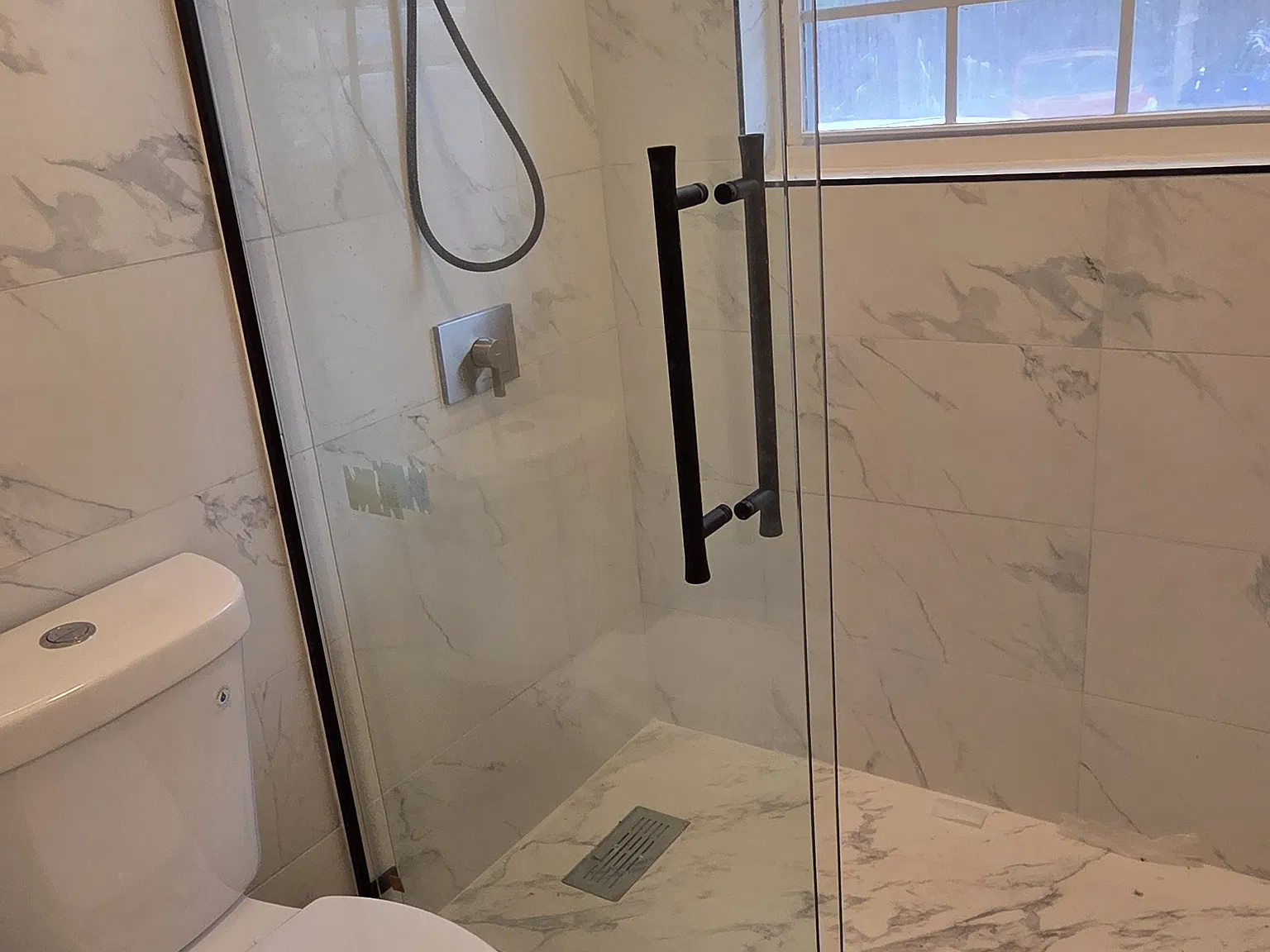 Studio, 350 sqft, $1,200 — Photo 2
