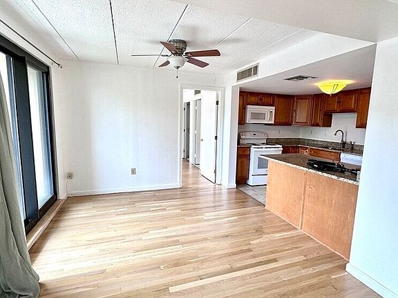 3rd image of 83 Brainerd Rd #404B