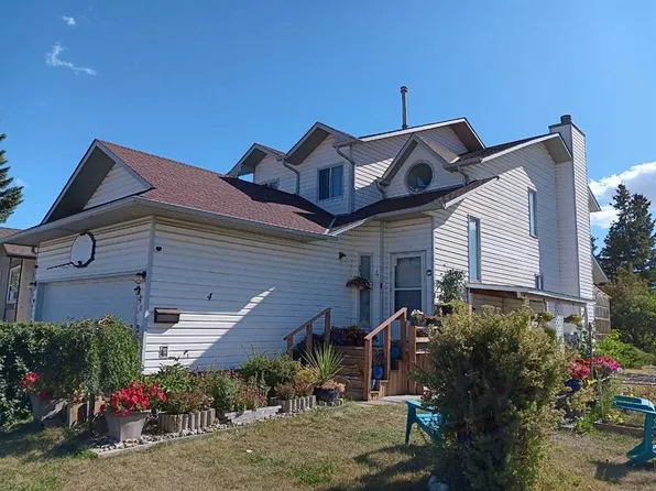 4 N Fallingworth Bay NE, Calgary, AB T3J 1G3