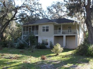 244 Creekview Dr, Hortense, GA 31543