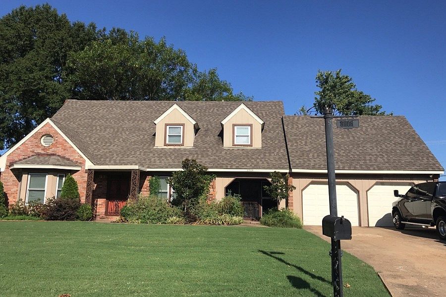 1st image of 8906 Chesterfield Dr