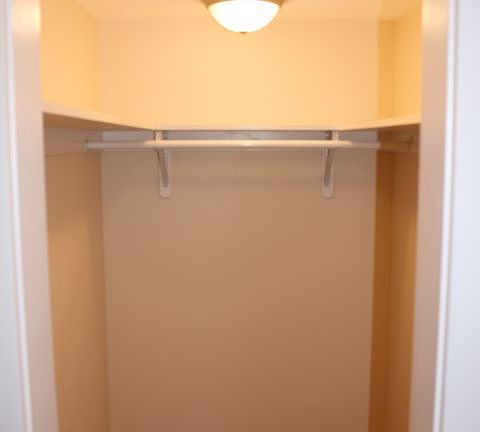 4th image of 1109 Avenue C