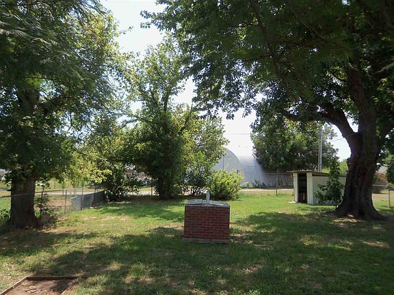 4th image of 2413 W Oklahoma Ave