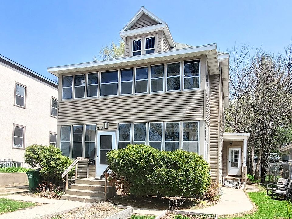 1st image of 2311 Fillmore St NE