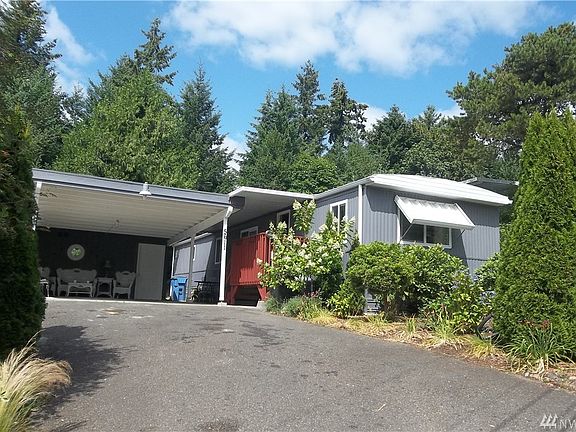 2nd image of 5611 88th Street Ct E