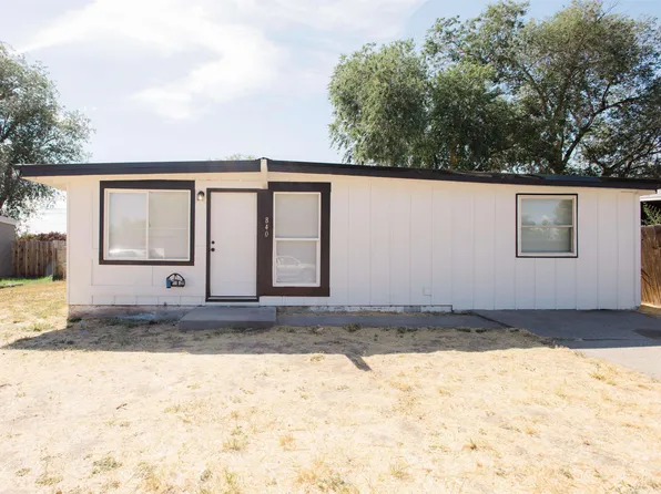 840 S 12 E, Mountain Home, ID 83647
