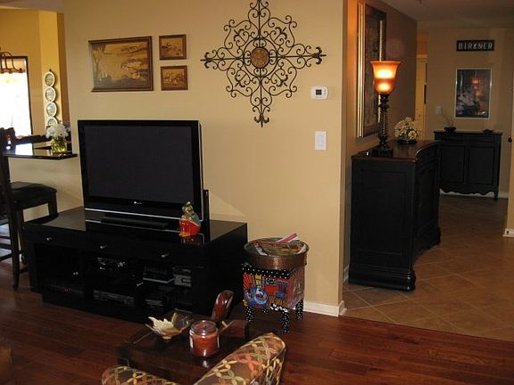 4th image of 3030 McKinney Ave APT 2004