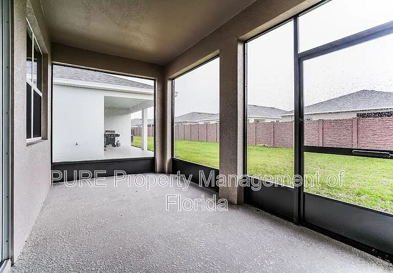 4122 NW 48th Terrace Rd — Photo 62
