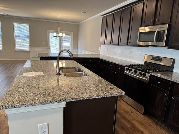 5th image of 2608 Wild Laurel Ct