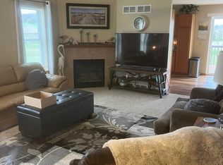 704 Ellie Rae Dr #1, Lodi, WI 53555