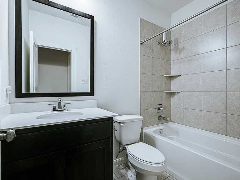 7827 Piedmont Ave — Photo 19