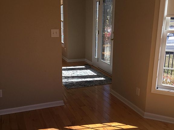 2nd image of 1695 Buckingham Dr