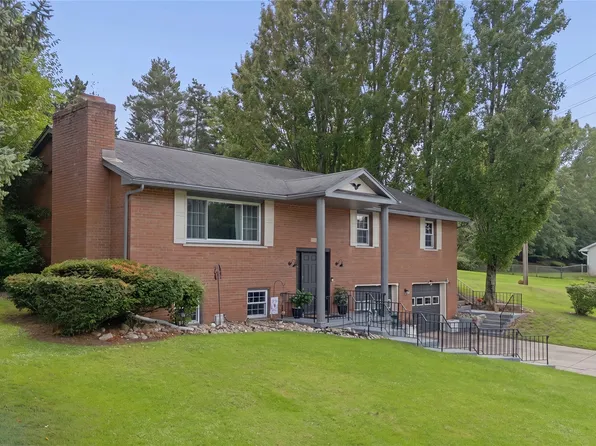 113 E Arlington Rd, Erie, PA 16509
