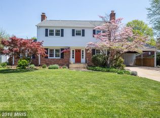 611 Manor Dr NE, Vienna, VA 22180