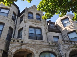 4202 S Drexel Blvd #3, Chicago, IL 60653