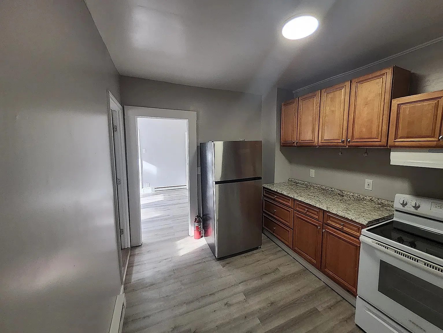 1 bed, $1,100 — Photo 4