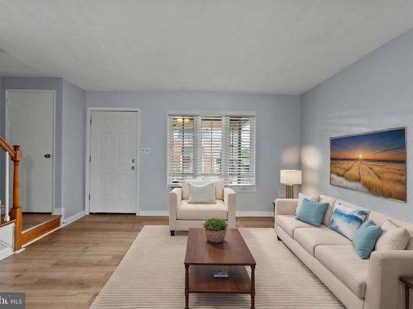 574 Brisbane Rd, Baltimore, MD 21229