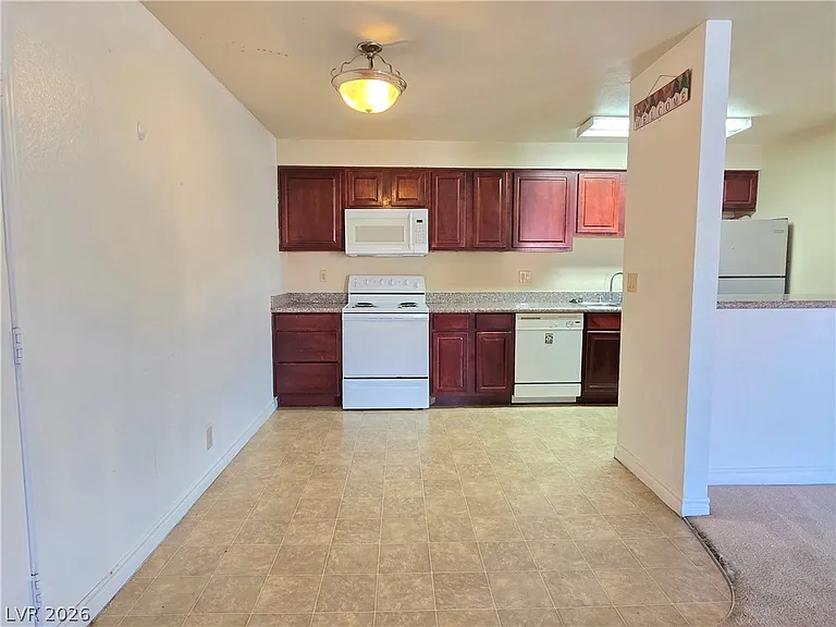 5134 River Glen Dr #240 — Photo 10