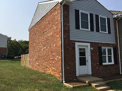 4th image of 1040 Wicklow Dr