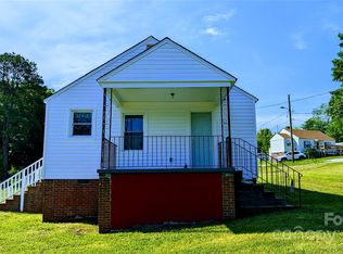 556 6th St, Chester, SC 29706