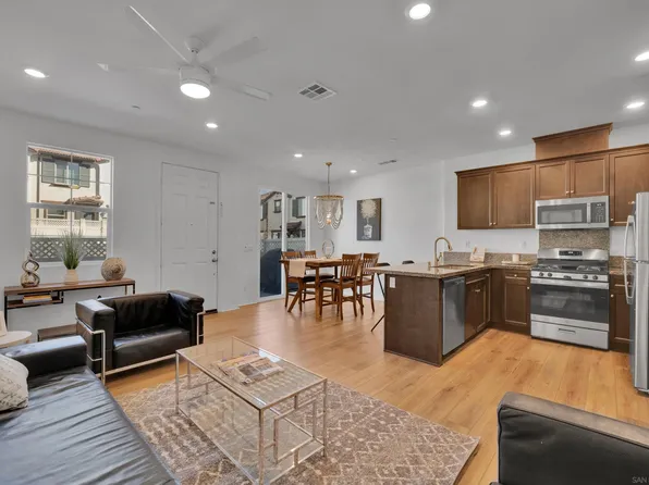 41984 Retsina St Unit 705, Murrieta, CA 92562