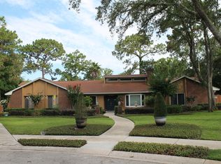 210 W Ridgewood Ct, Longwood, FL 32779