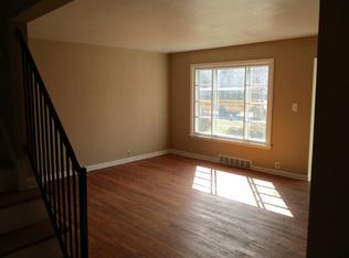 20961 S Lake Shore Blvd, Euclid, OH 44123