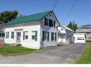66 Main St, Bradley, ME 04411