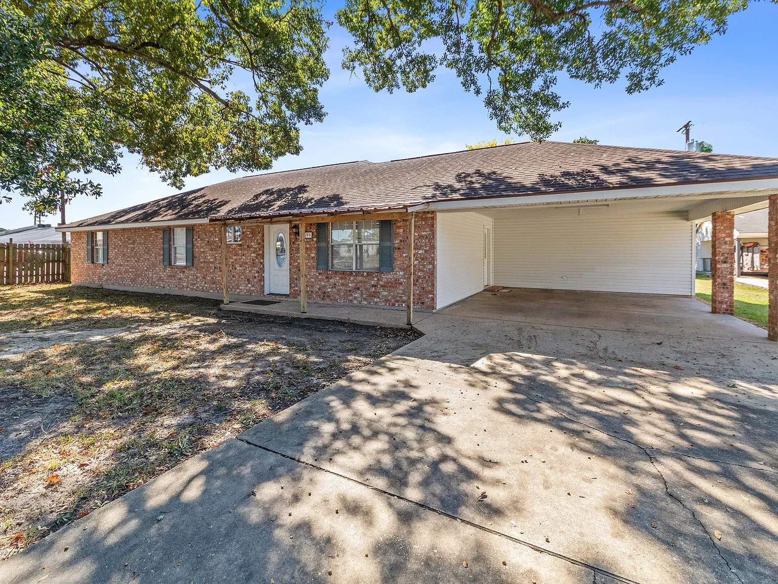 4 bed, 1800 sqft, $2,200 — Photo 4