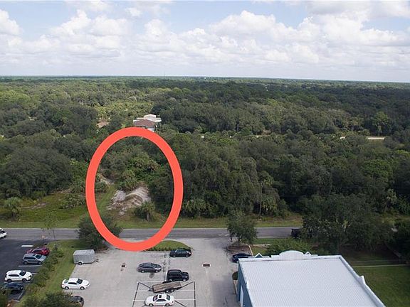 2nd image of 510 Bamboo Dr