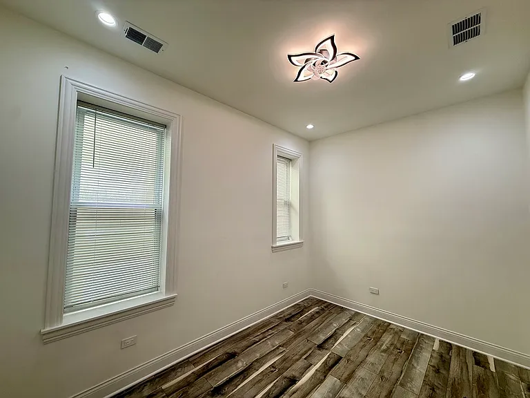 2109 N Spaulding Ave #1 — Photo 17