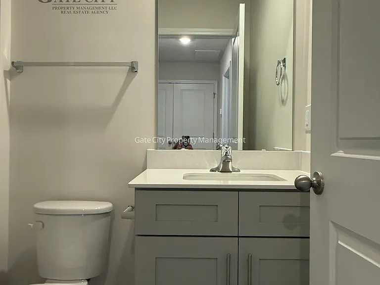 1206 Broholmer Ln — Photo 10