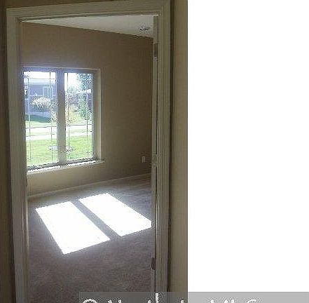 5th image of 3308D 126th Lane NE