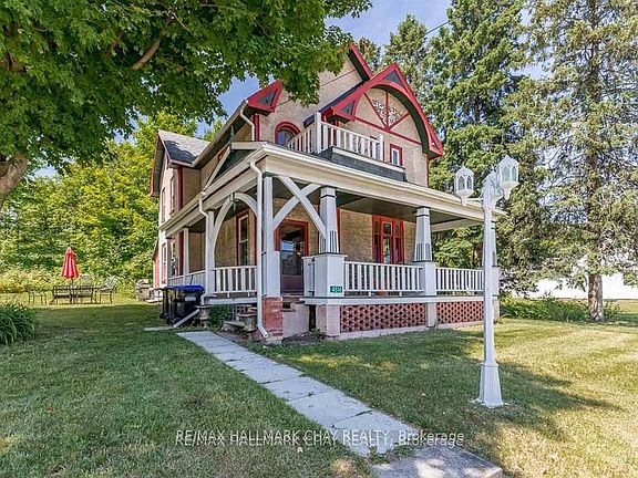 2nd image of 4514 Penetanguishene Rd