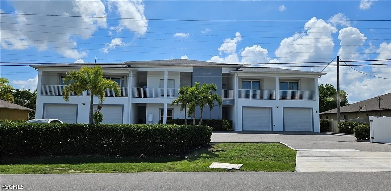 3 bed, 2.0 bath, 1550 sqft, $1,995 — Photo 1