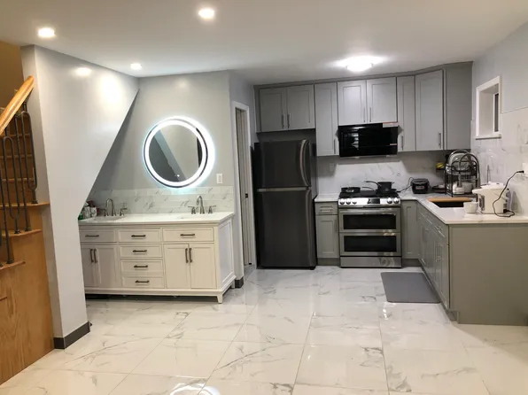 283 19th Street image 1 of 5