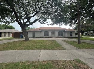 1900 Pat Ln, Carrollton, TX 75006