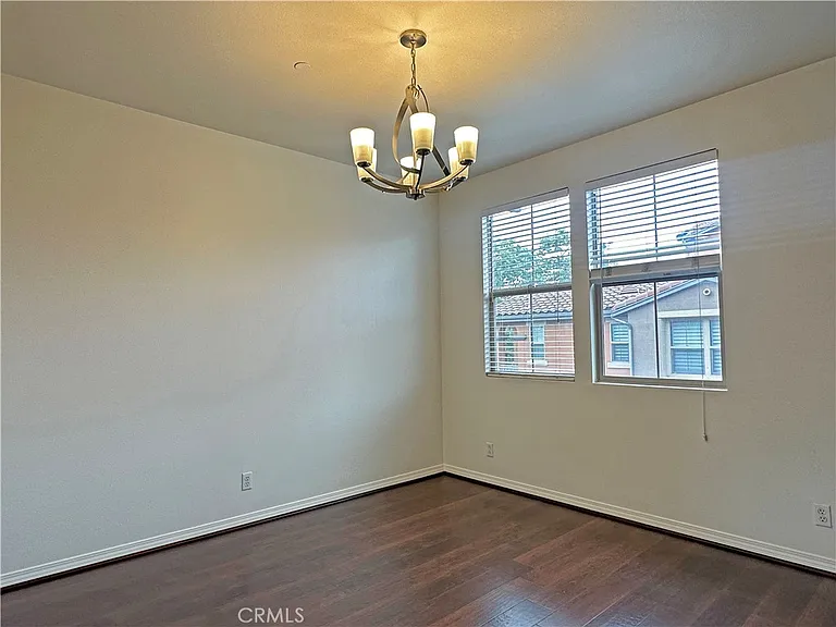 115 Cornell Ave — Photo 13