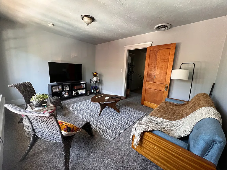 2370 Madison Ave #2 — Photo 1