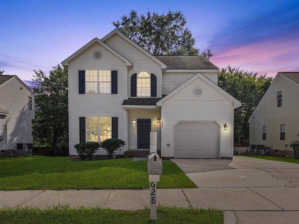1st image of 628 Hanska Way