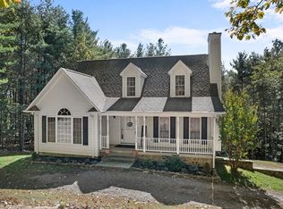 619 Maplewood Dr, Galax, VA 24333