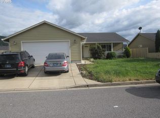 424 Gentry Loop, Myrtle Creek, OR 97457