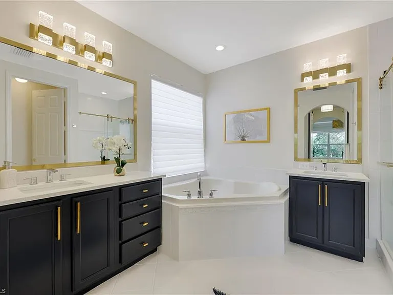 10327 Carolina Willow Dr — Photo 18