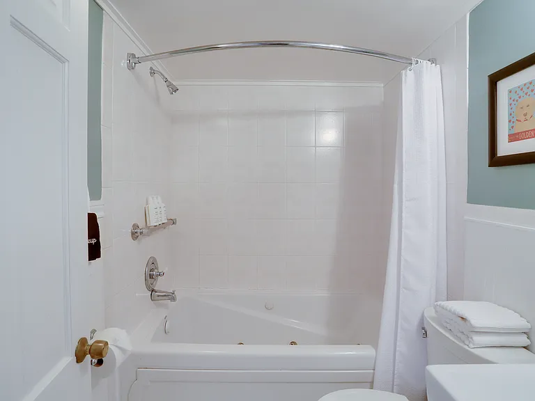Full Bath