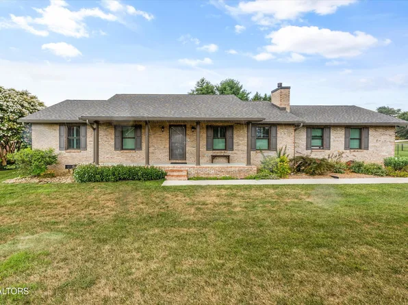 3116 Falcon Dr, Maryville, TN 37803