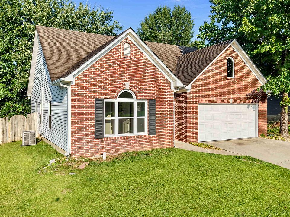 1st image of 200 Tocoa Cir