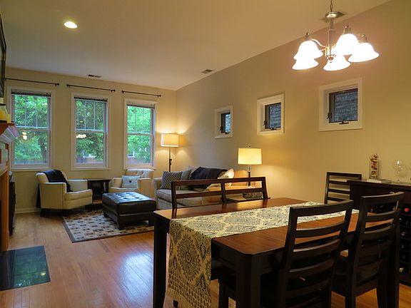 2nd image of 4212 N Ashland Ave APT 1S