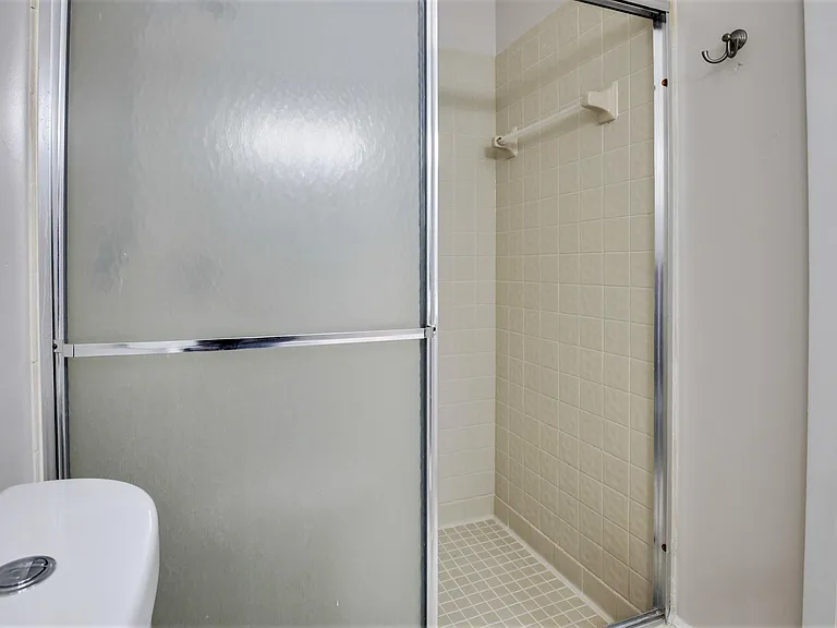 484 Springdale Cir #48D — Photo 23