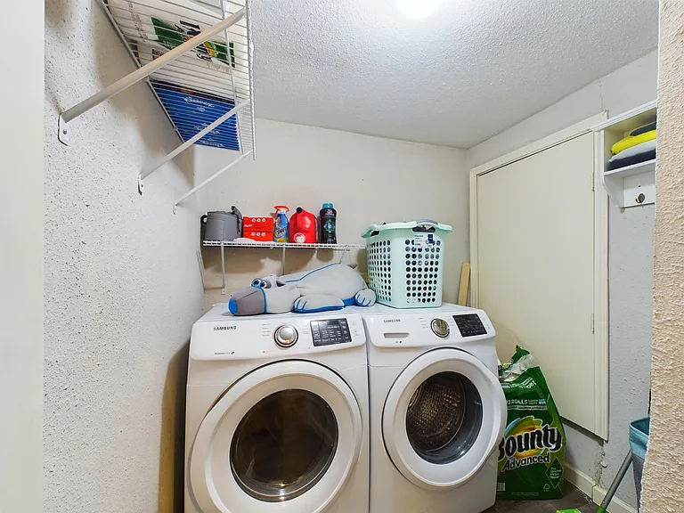 9400 Doliver Dr #35 — Photo 9